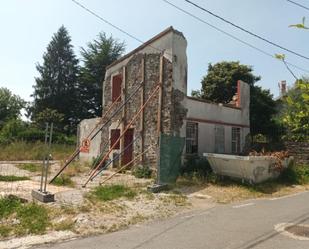 Vista exterior de Casa o xalet en venda en Bergondo amb Jardí privat