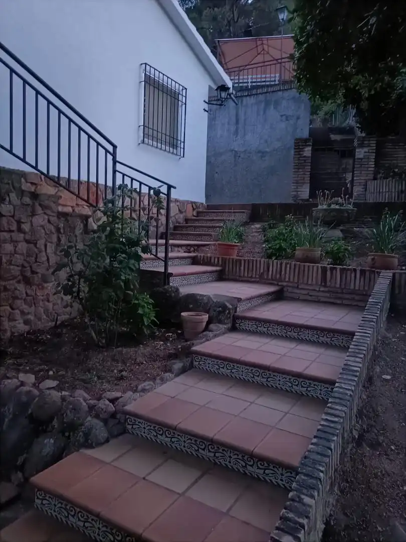 Casa o xalet de lloguer a Avenida del Brezo, Las Jaras Terrassa de Casa o xalet de lloguer en Córdoba amb Aire condicionat, Calefacció i Jardí privat