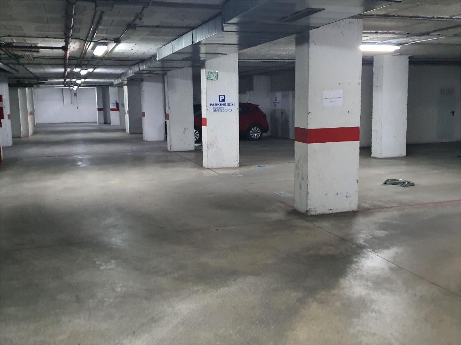 Parkplatz von Garage miete in Yecla