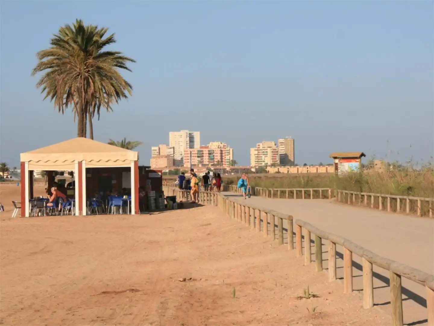 Apartamento en venta en Calle Río Segura, 148, Playa Honda - Playa Paraíso Vista exterior de Apartamento en venta en Cartagena con Piscina, Amueblado y Parking comunitario