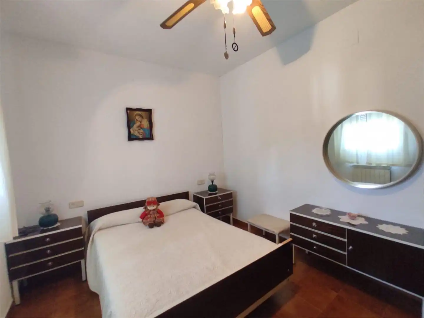 Casa o xalet en venda a Calle L, 5, San Roque - La Cruz - La Rozuela Dormitori de Casa o xalet en venda en Linares amb Calefacció, Jardí privat i Terrassa