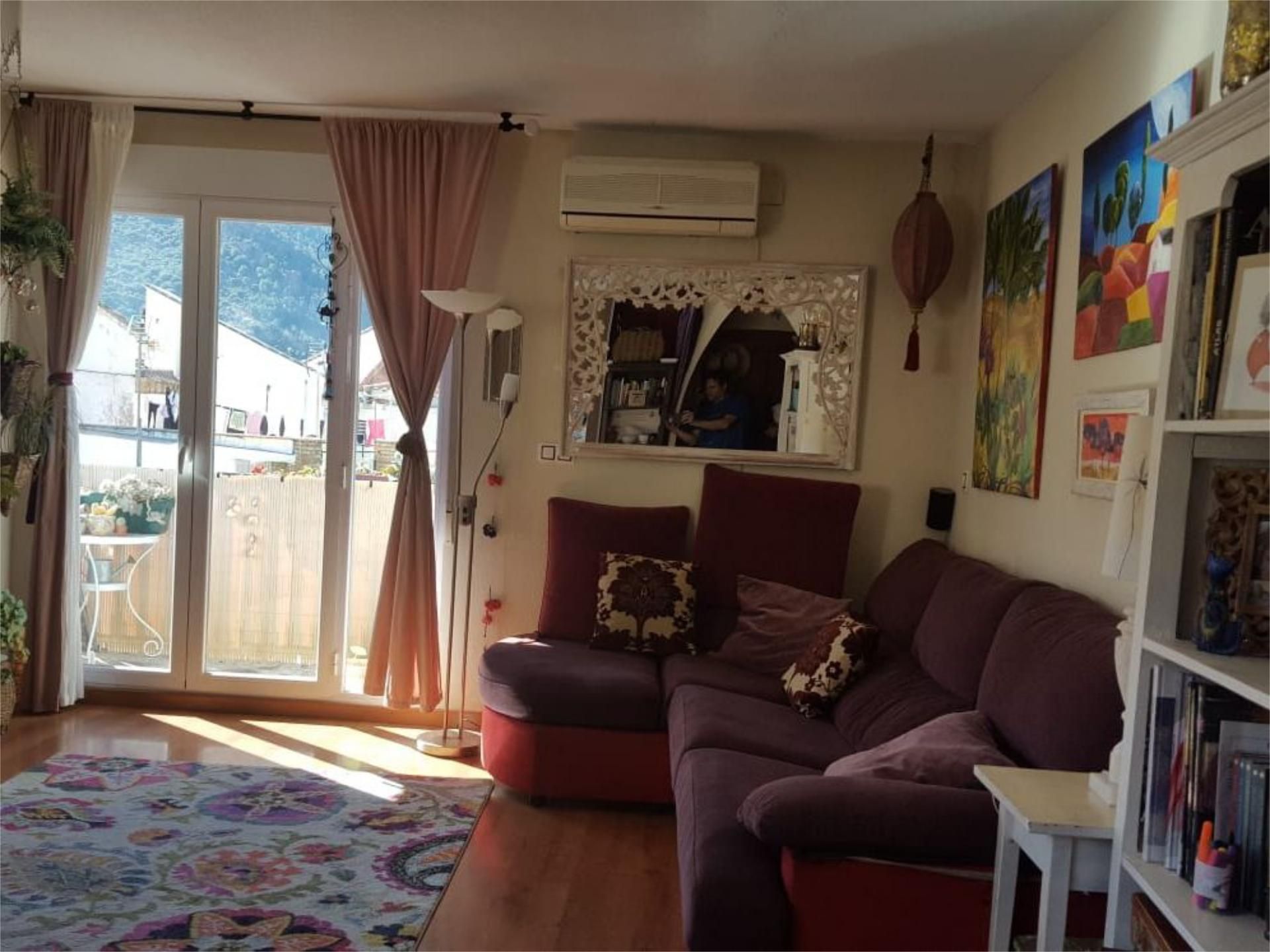 Living room of Flat for sale in Güejar Sierra  with Air Conditioner, Heating and Parquet flooring