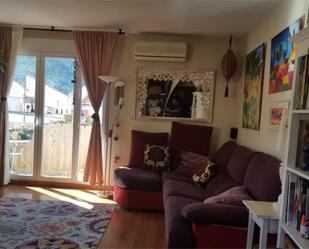 Living room of Flat for sale in Güejar Sierra  with Air Conditioner, Terrace and Balcony