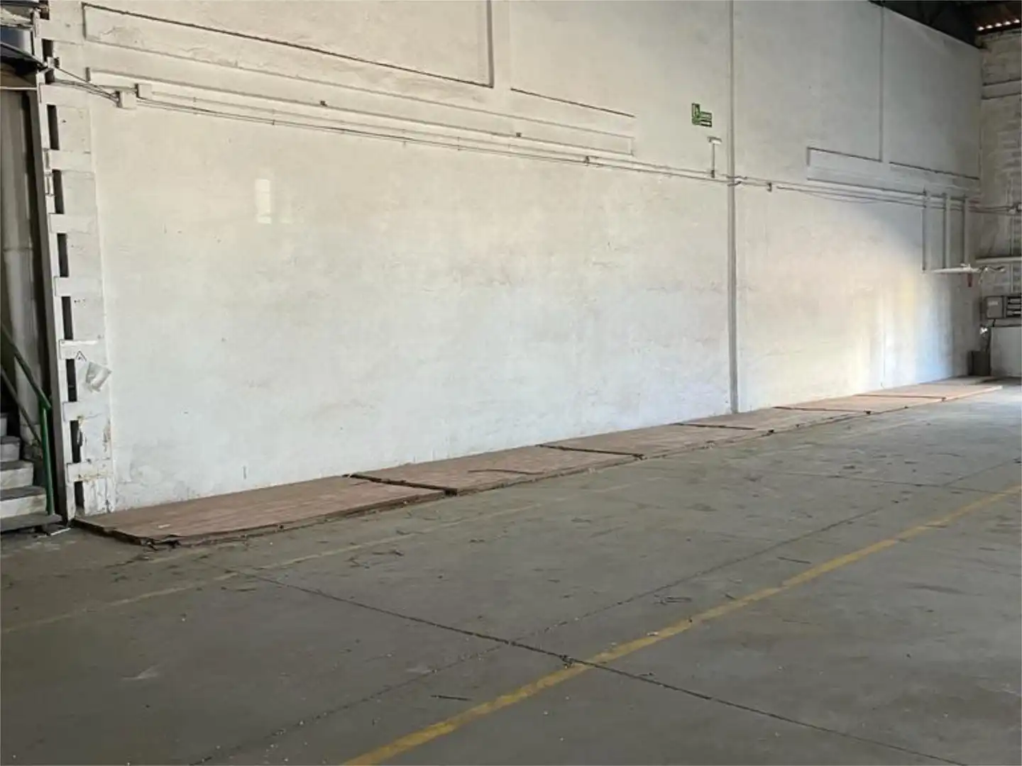 Nau industrial de lloguer a Calle Chiclana, 1, Puntales - Zona Franca Nau industrial de lloguer en Cádiz