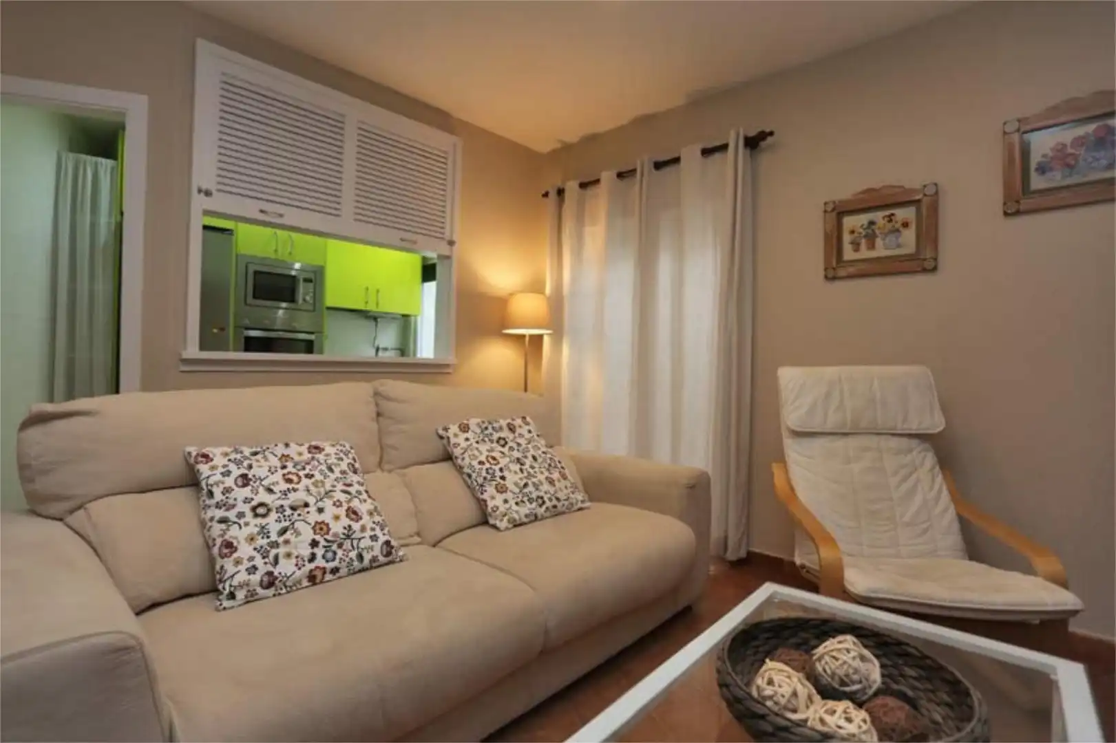 Apartament de lloguer a Calle Carril de la Fuente, 18, Conil Sala d'estar de Apartament de lloguer en Conil de la Frontera amb Aire condicionat, Calefacció i Terrassa