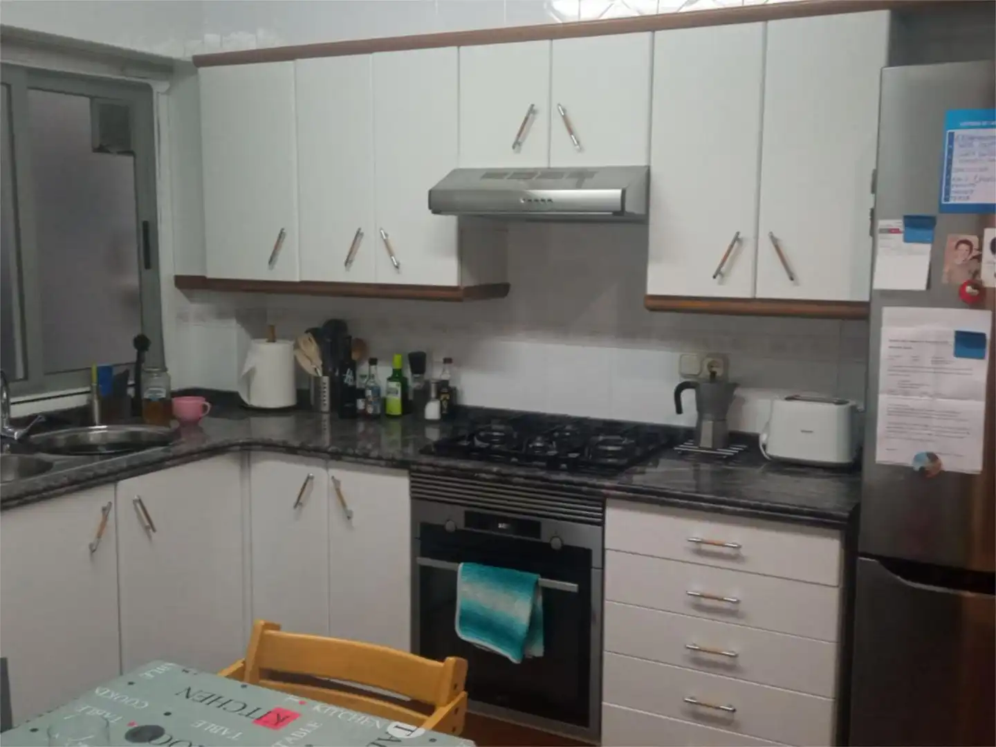 Habitació a Carrer de Joaquin Navarro, 2, L'Eixereta Cuina de Pis per a compartir en Burjassot amb Parquet, Moblat i Balcó