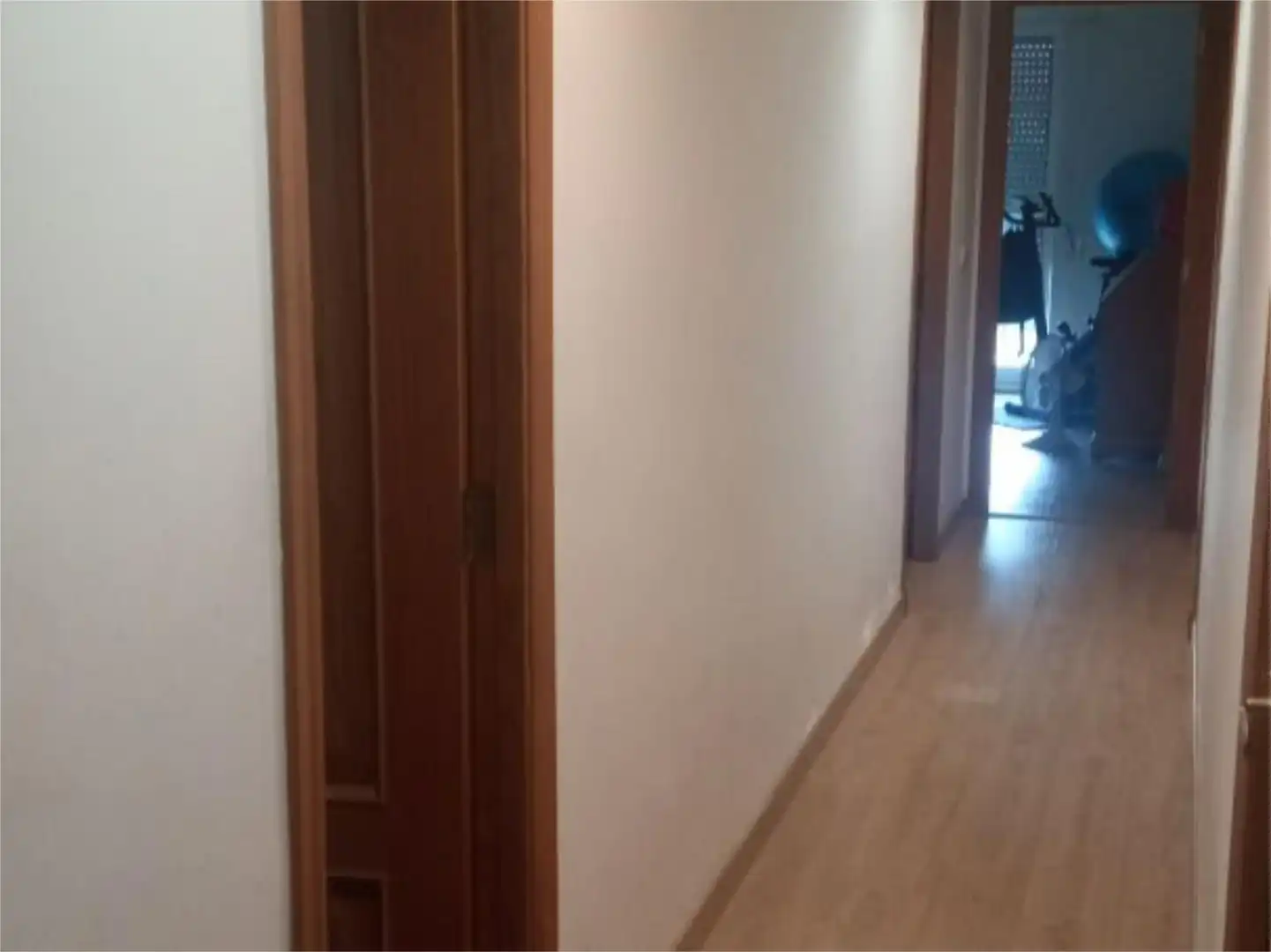 Habitació a Carrer de Joaquin Navarro, 2, L'Eixereta Pis per a compartir en Burjassot amb Parquet, Moblat i Balcó