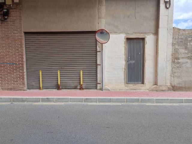 Local comercial en Alquiler en Calle Pintor Velázquez, 31 en Torreagüera