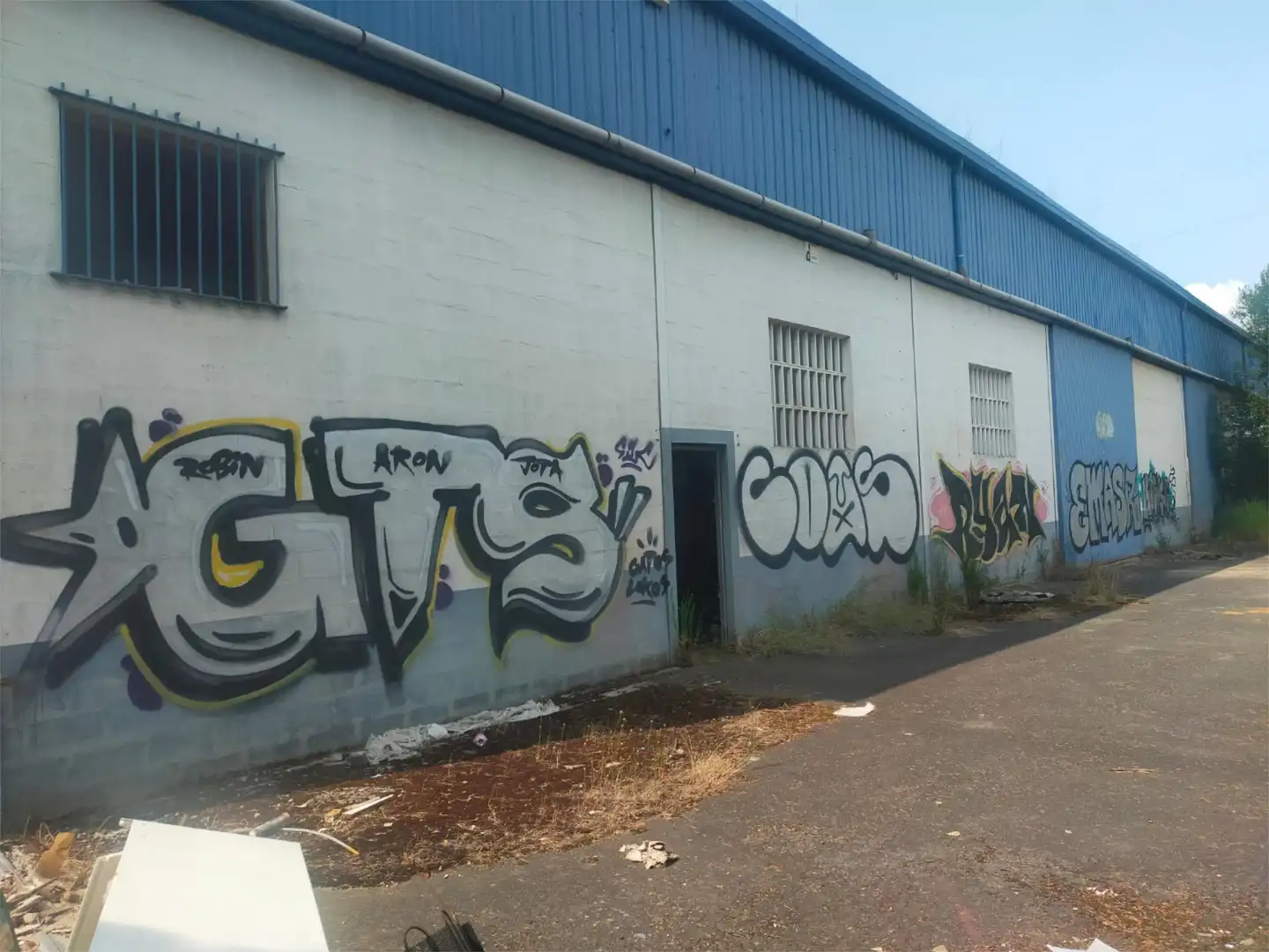 Nau industrial en venda a Montellos, 40, Betanzos Vista exterior de Nau industrial en venda en Betanzos