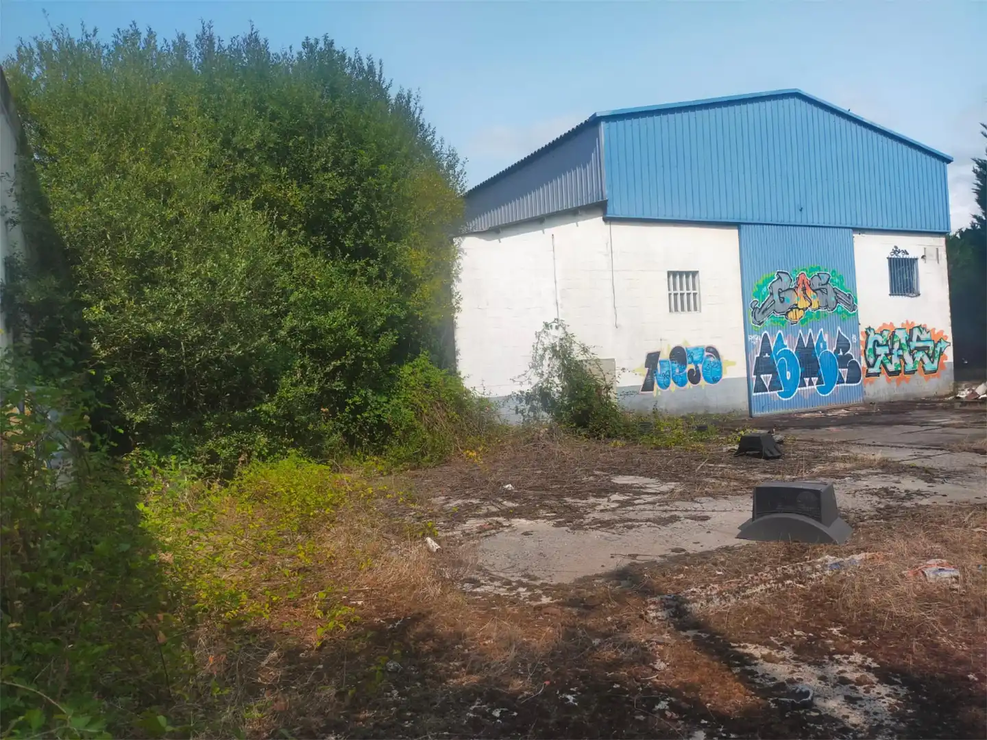 Nau industrial en venda a Montellos, 40, Betanzos Vista exterior de Nau industrial en venda en Betanzos