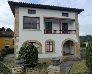 Exterior view of Country house for sale in Villaescusa (Cantabria)