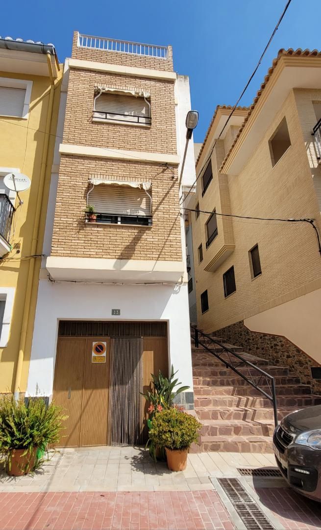 Exterior view of Single-family semi-detached for sale in Gátova  with Air Conditioner, Terrace and Furnished