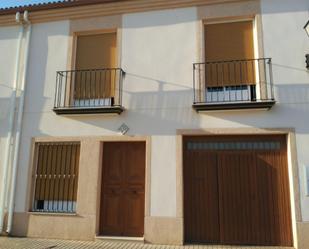 Exterior view of Single-family semi-detached for sale in Marmolejo  with Terrace and Balcony