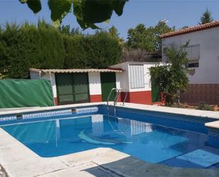 Piscina de Casa o xalet en venda en Linares amb Aire condicionat, Calefacció i Jardí privat