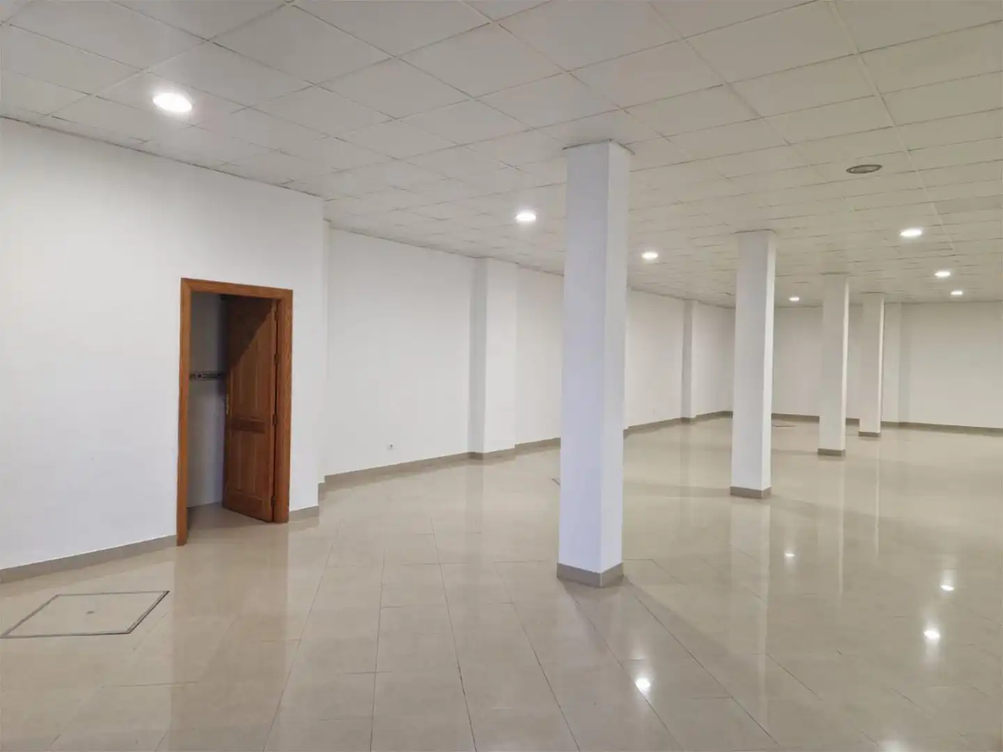 Local de alquiler en Calle Doctor Marañón, 14, La Puebla del Río Local de alquiler en La Puebla del Río