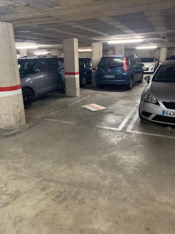 Garaje en Alquiler en Gran Via de les Corts Catalanes, 958 en Provençals del Poblenou