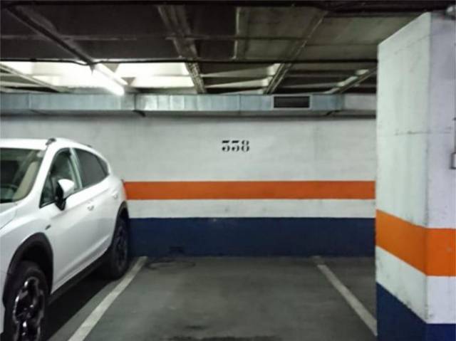 Garaje en Alquiler en Calle de Andorra, 83 en Canillas