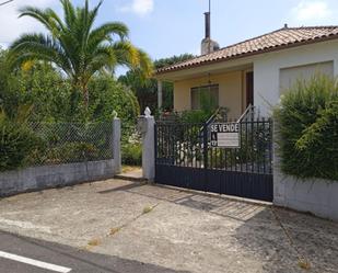 Vista exterior de Casa o xalet en venda en Santiso amb Terrassa