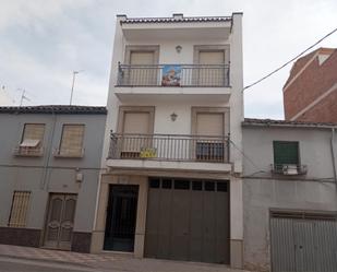 Exterior view of Duplex for sale in Torredonjimeno  with Air Conditioner and Balcony