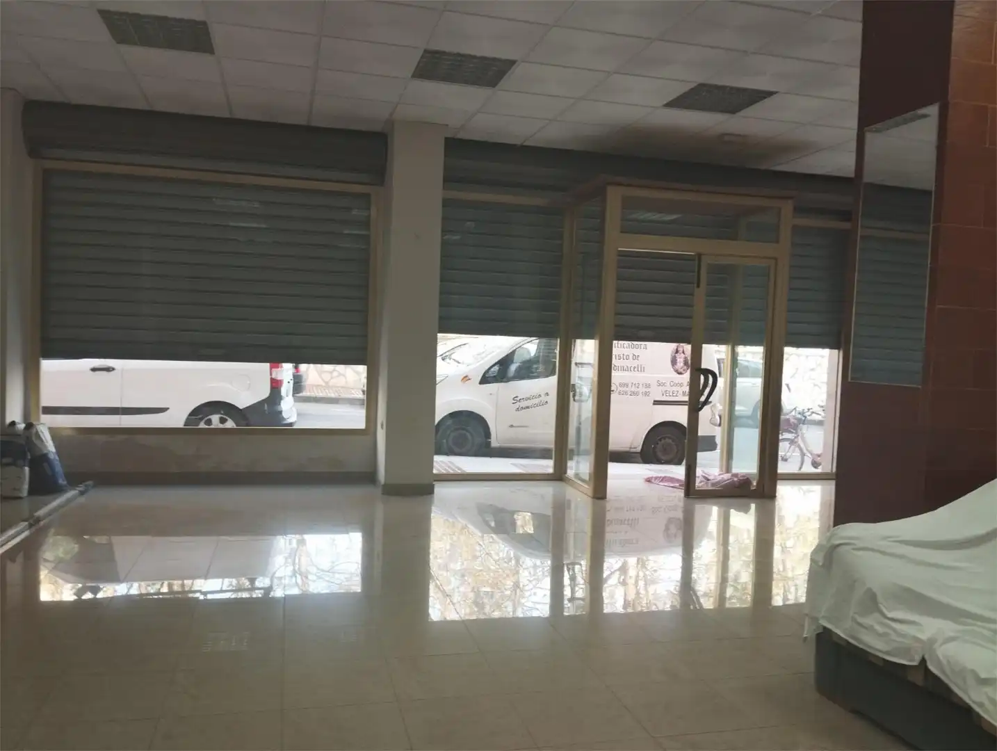 Nave industrial de alquiler en Vélez-Málaga