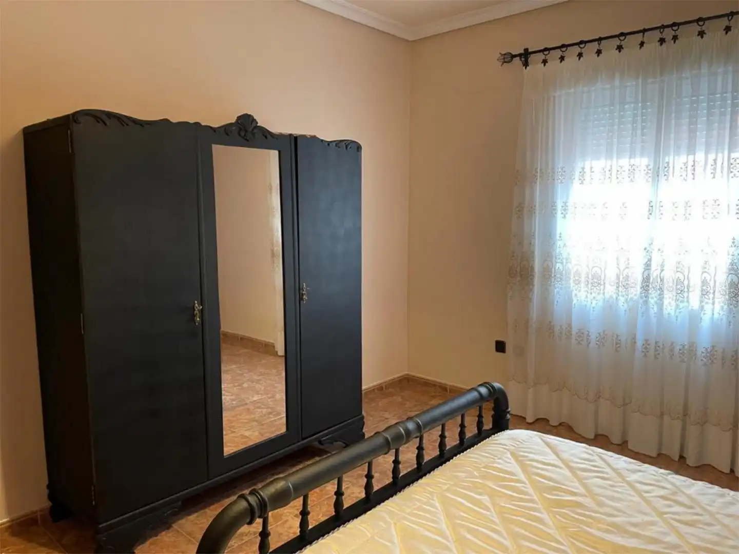 Casa adosada en venta en Calle Jaén, 84, Torreblascopedro Habitación de Casa adosada en venta en Torreblascopedro con Aire acondicionado, Calefacción y Parquet