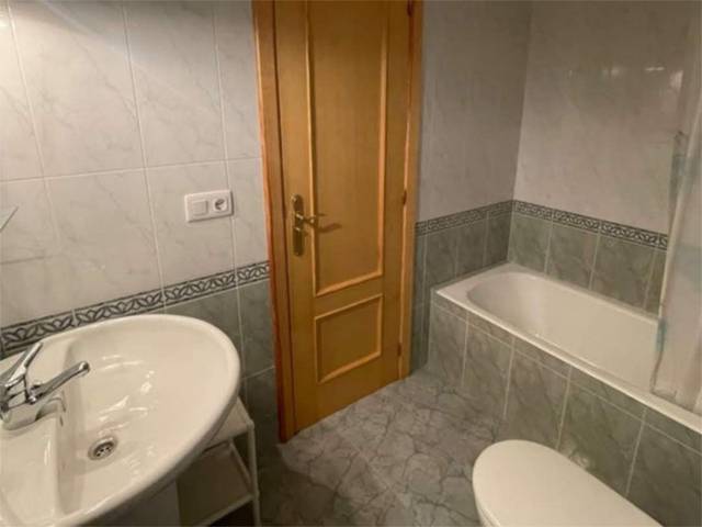 Piso en Venta en Calle Belén, 32 en Nogueruelas