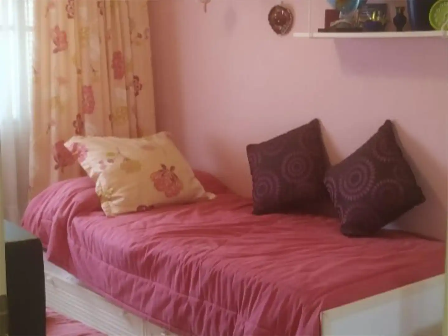 Bedroom of Detached homes for sale in Algeciras  with Furnished and Balcony