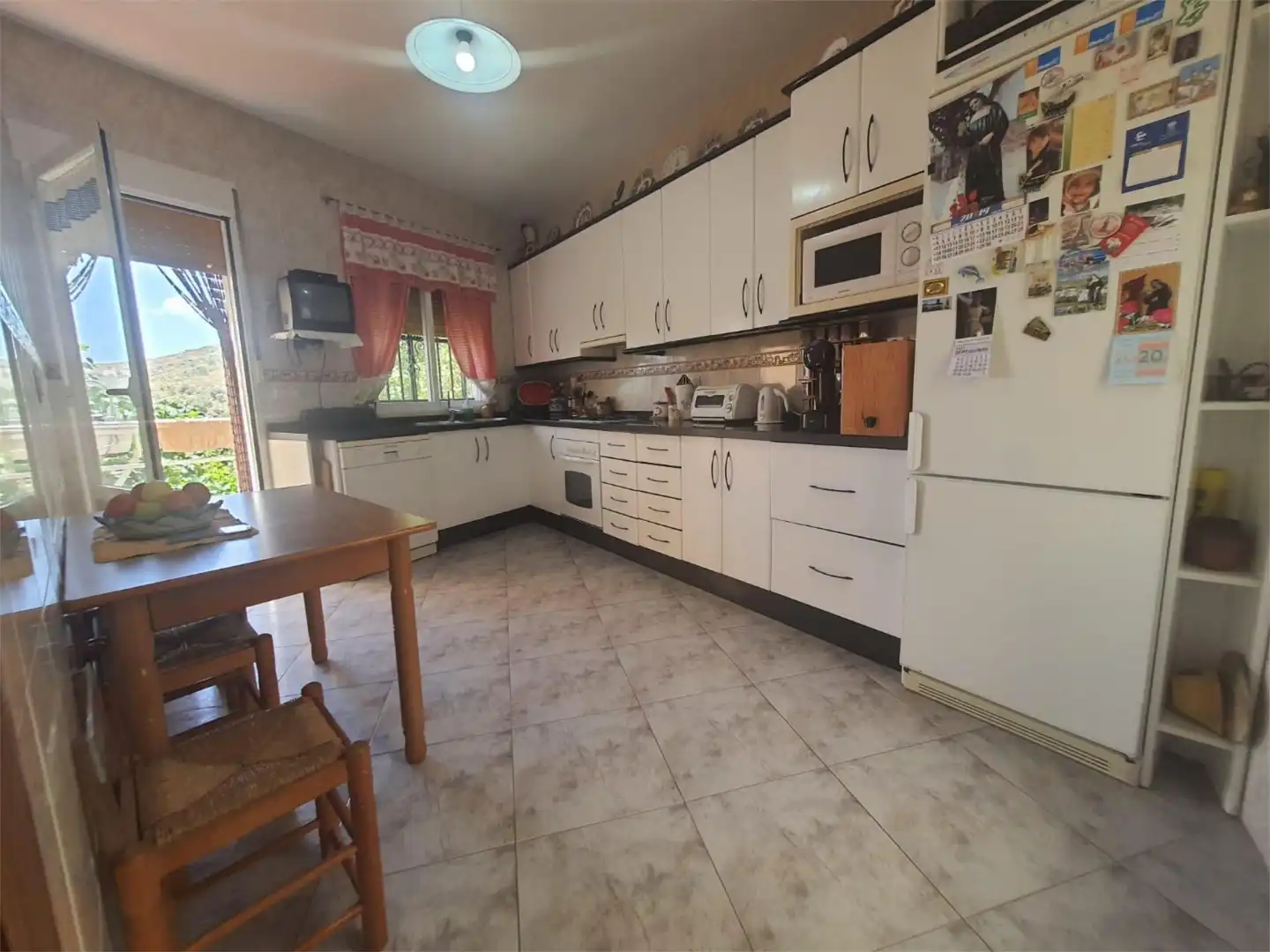 Casa adosada en venta en Calle Real, 5, Cádiar Cocina de Casa adosada en venta en Cádiar con Calefacción, Terraza y Piscina