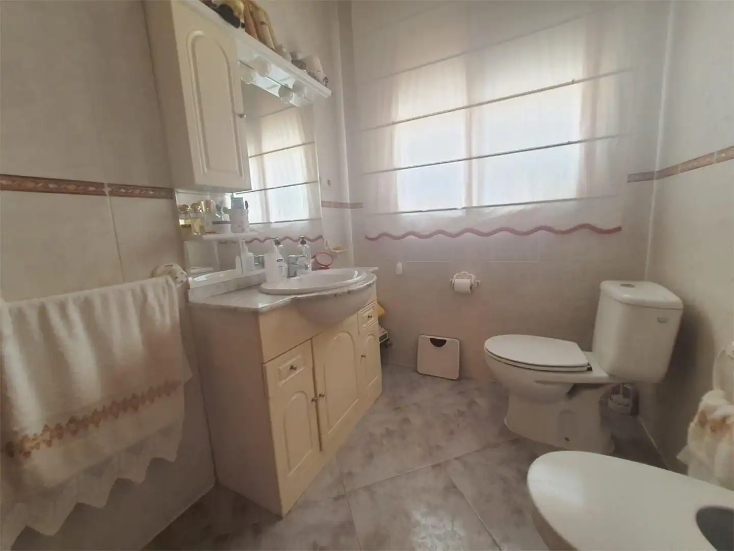 Casa adosada en venta en Calle Real, 5, Cádiar Baño de Casa adosada en venta en Cádiar con Calefacción, Terraza y Piscina