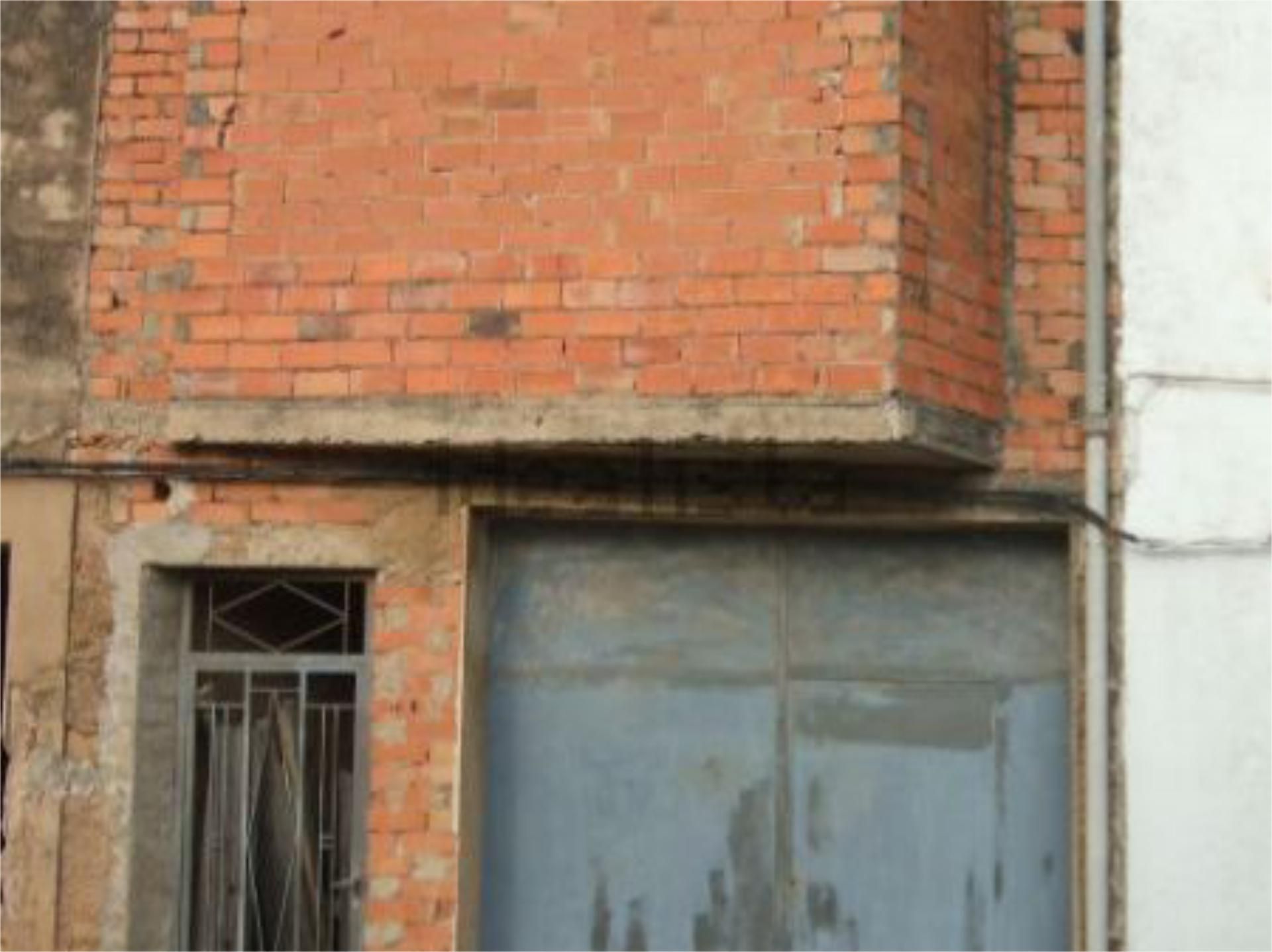 Vista exterior de Casa adosada en venda en Cabanes amb Terrassa i Balcó