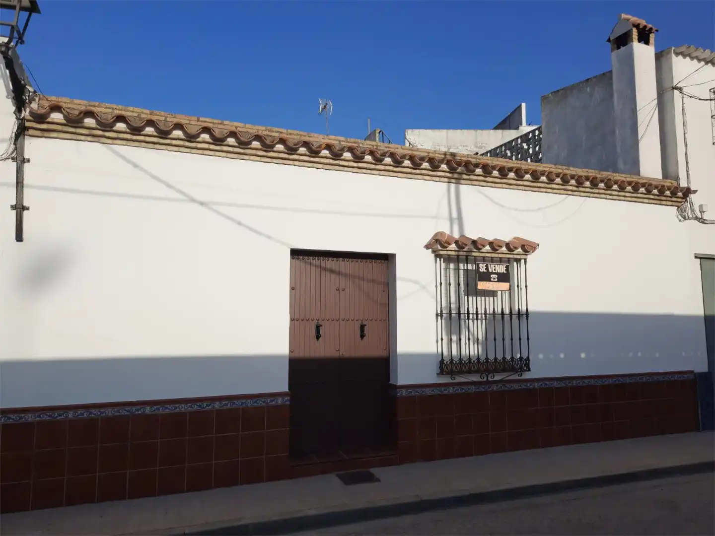 Houses for sale in Plazuela Morrion, 3, Villamanrique de la Condesa Exterior view of Houses for sale in Villamanrique de la Condesa with Terrace and Balcony