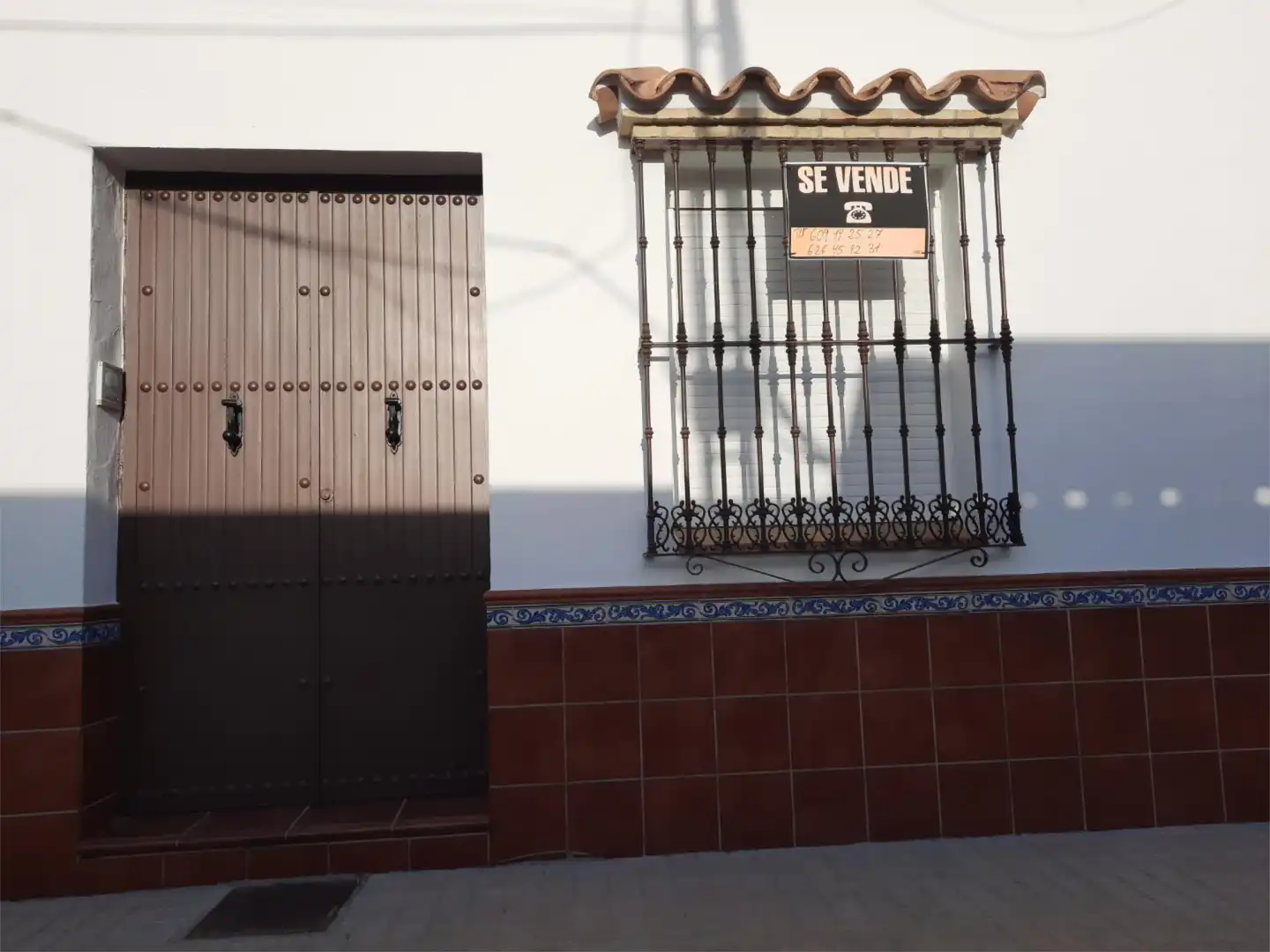 Houses for sale in Plazuela Morrion, 3, Villamanrique de la Condesa Exterior view of Houses for sale in Villamanrique de la Condesa with Terrace and Balcony
