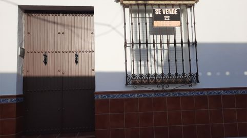 Houses for sale in Plazuela Morrion, 3, Villamanrique de la Condesa, Sevilla - image 2 Photo 2 of Houses for sale in Plazuela Morrion, 3, Villamanrique de la Condesa, Sevilla