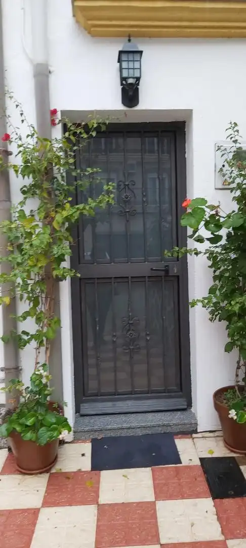 Casa adosada en venda a Calle Tiro de Barra, 10, Fuencaliente Vista exterior de Casa adosada en venda en Fuencaliente amb Aire condicionat, Calefacció i Moblat