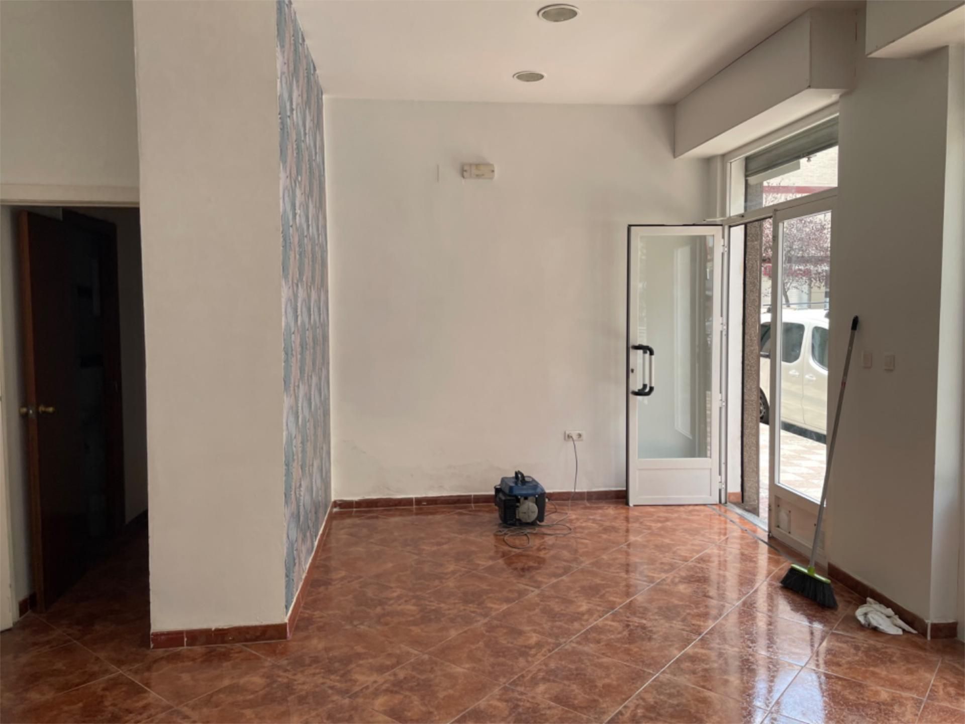 Premises to rent in  Granada Capital