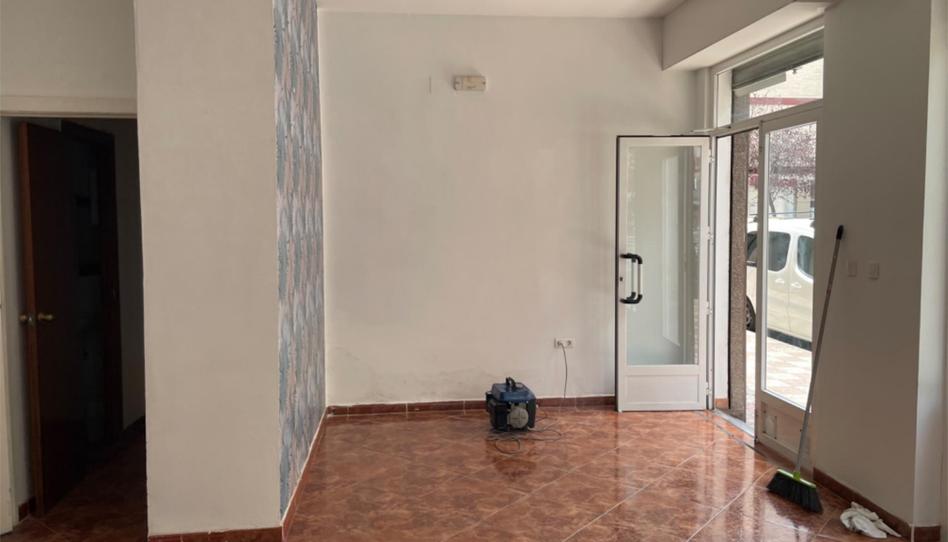 Premises to rent in Street Calle Poeta Mira de Amézcua, 3, Castaño - Mirasierra, Granada - image 1 Photo 1 of Premises to rent in Street Calle Poeta Mira de Amézcua, 3, Castaño - Mirasierra, Granada