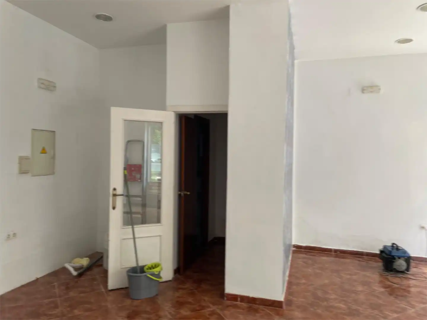 Local de alquiler en Calle Poeta Mira de Amézcua, 3, Castaño - Mirasierra Local de alquiler en Granada