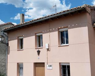 Vista exterior de Casa o xalet en venda en Sotresgudo amb Moblat