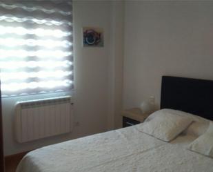 Bedroom of Flat for sale in Alar del Rey  with Heating, Parquet flooring and Storage room