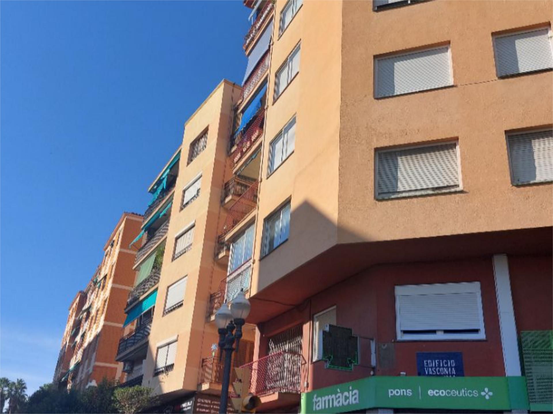 Vista exterior de Pis en venda en  Tarragona Capital
