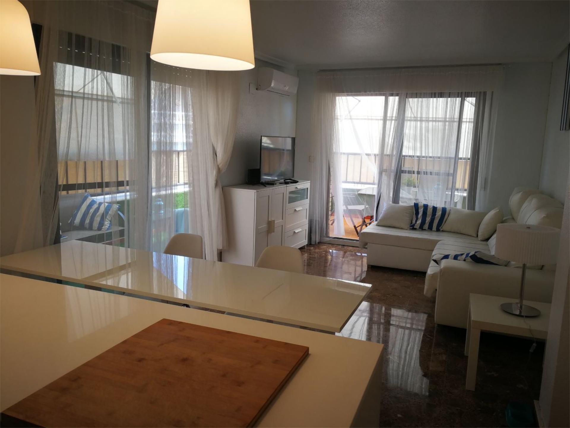 Flat to rent in Calle Félix Rodríguez de la Fuente, 11, Avenida Habaneras - Curva de Palangre