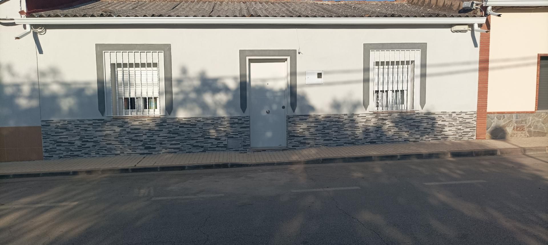 Exterior view of Planta baja for sale in Puebla de Obando  with Air Conditioner and Internet
