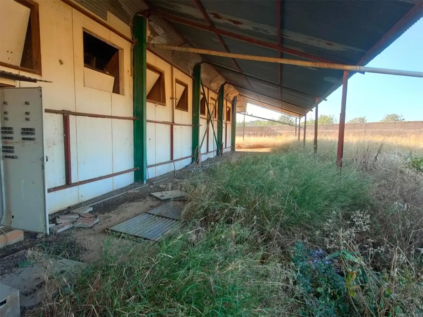 Exterior view of Land for sale in Montijo