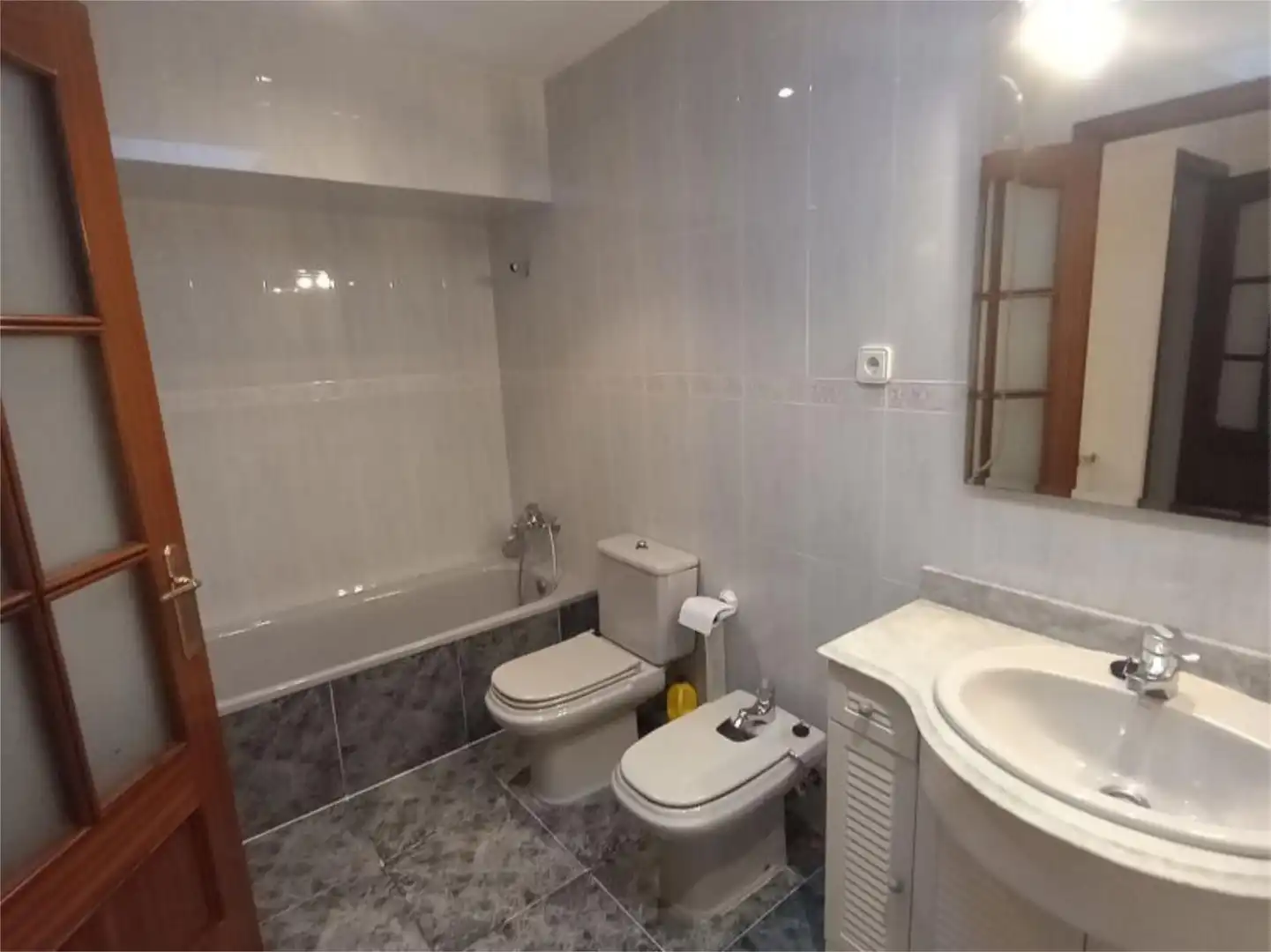 Piso en venta en Carrer Sant Sebastià, 21, Riudoms Baño de Piso en venta en Riudoms con Calefacción, Terraza y Amueblado