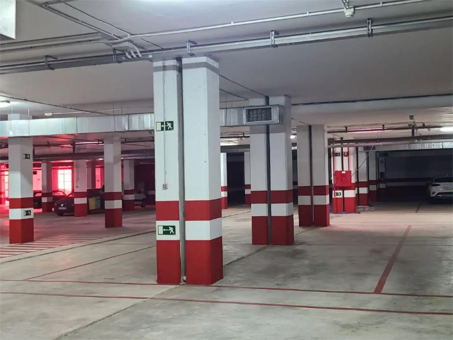 Garaje de alquiler en Calle Nelson Mandela, 6, Poniente Parking de Garaje de alquiler en Armilla
