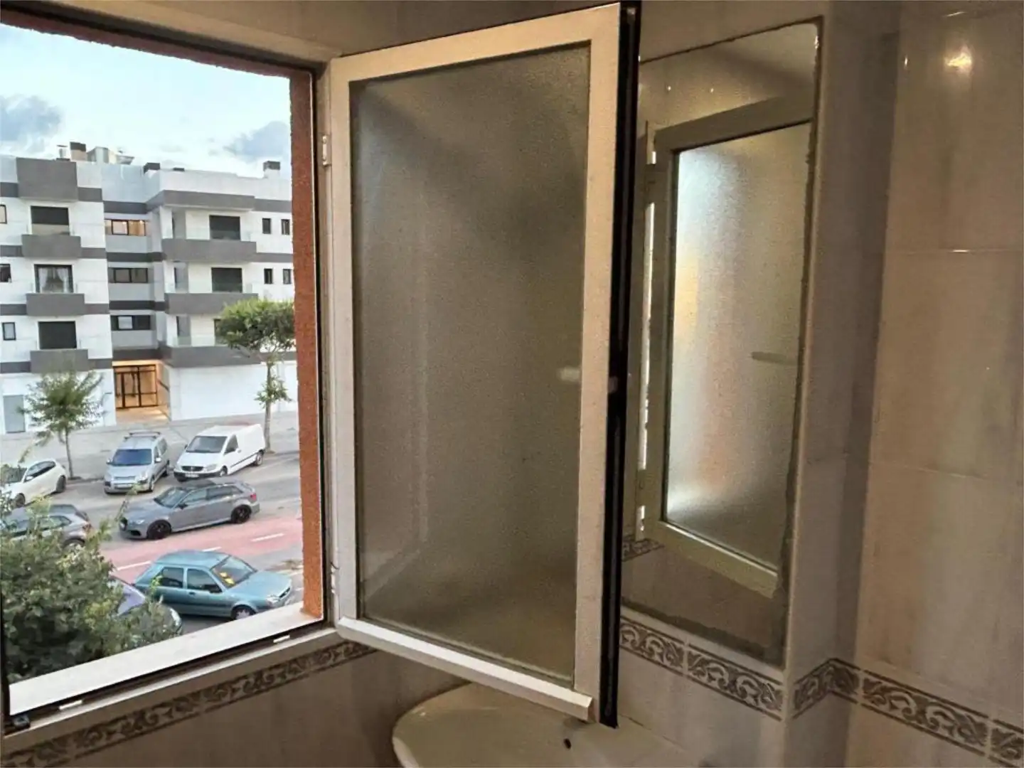 Zimmer in Carrer de Sant Josep, 4, Dalt de la Vila - La Marina Badezimmer von Wohnung zur untervermieten in Eivissa