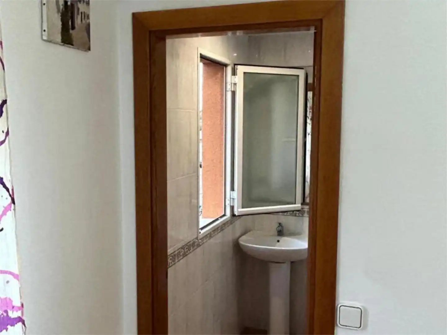 Zimmer in Carrer de Sant Josep, 4, Dalt de la Vila - La Marina Badezimmer von Wohnung zur untervermieten in Eivissa