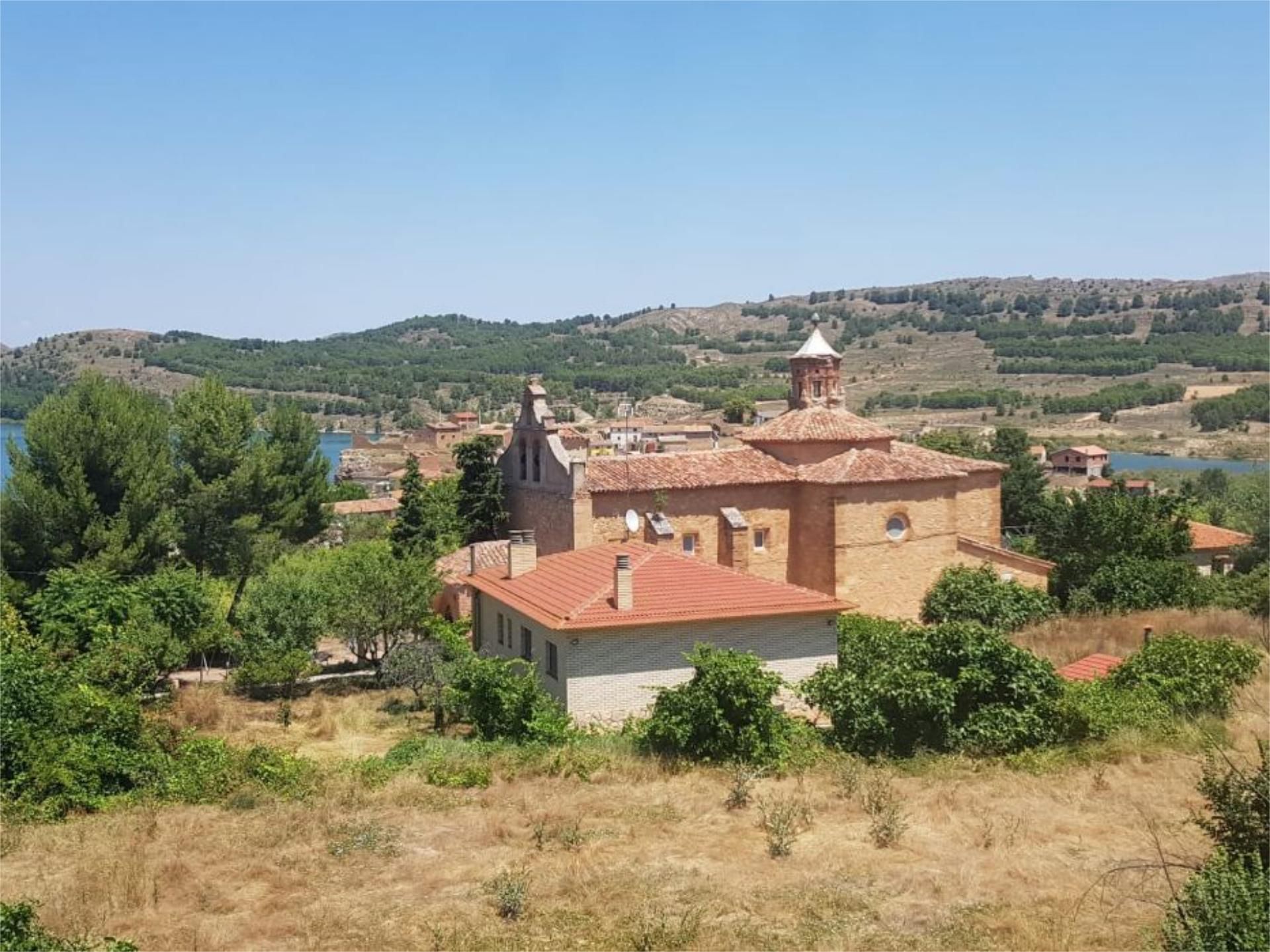 Exterior view of Land for sale in Nuévalos