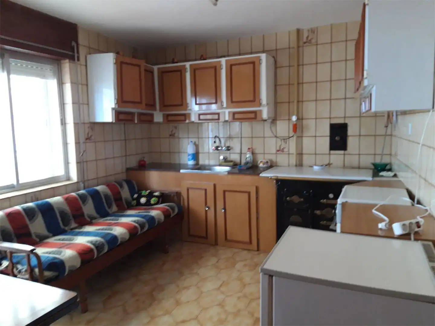 Detached homes for sale in Calle Mayor, Castropodame Kitchen of Detached homes for sale in Castropodame with Terrace