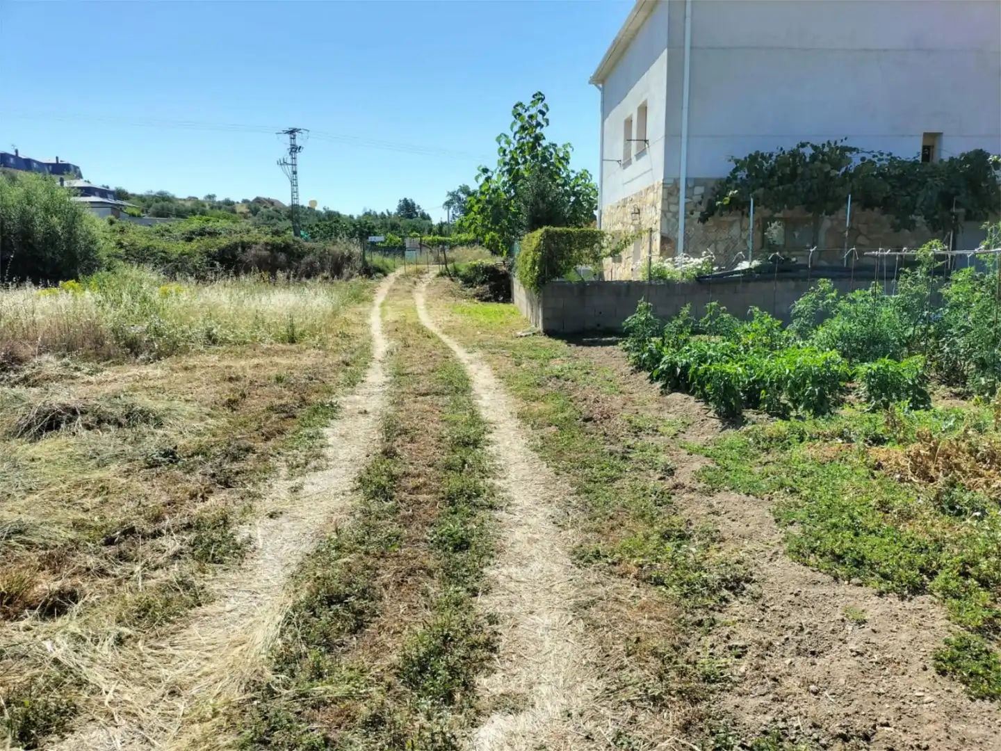 Constructible Land for sale in Calle Rosas, 34, El Tiemblo Constructible Land for sale in El Tiemblo